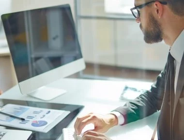 Έρευνα έδειξε οτι όσοι είναι πάνω από 40 χρόνων πρέπει να δουλεύουν το πολύ 3 μέρες την εβδομάδα